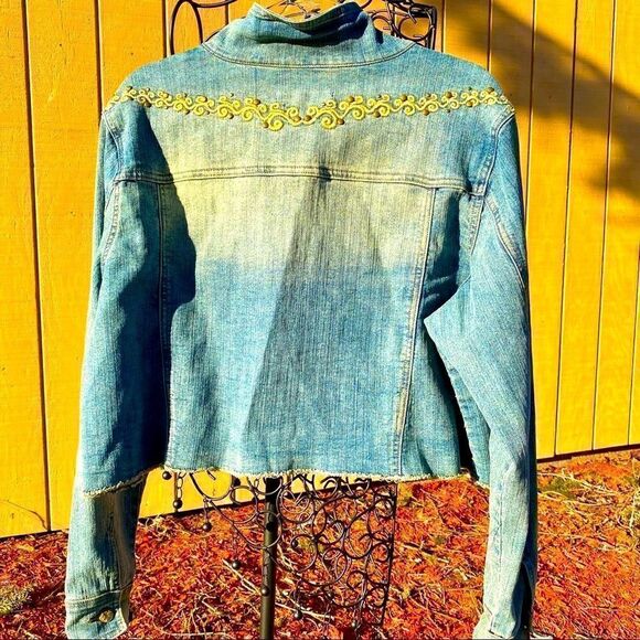 VANILLA STAR CROPPED RAW HEM DENIM JACKET 20 NWT - Picture 11 of 16